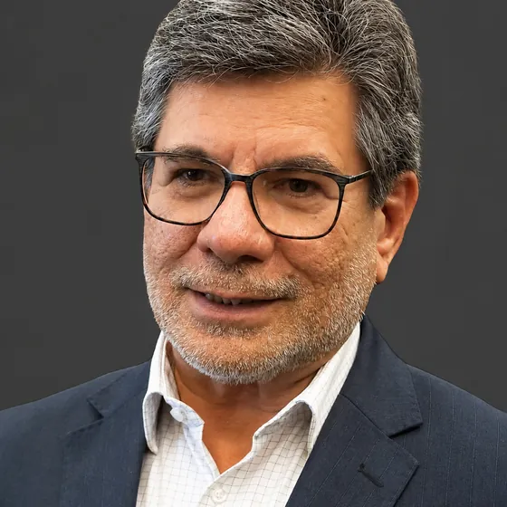 Adolfo Alvial, Socio Fundador Honorario de Nexo Azul (Chile)